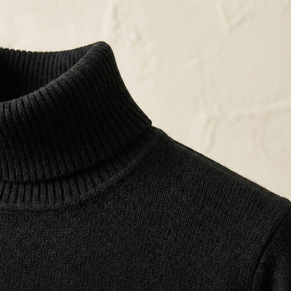 Fine Knit Turtleneck - Black